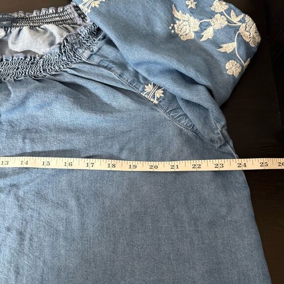 J Jill Denim Chambray Top Womens Sz XL Blue Embroidered Long Sleeve Peasant Boho - Picture 10 of 11